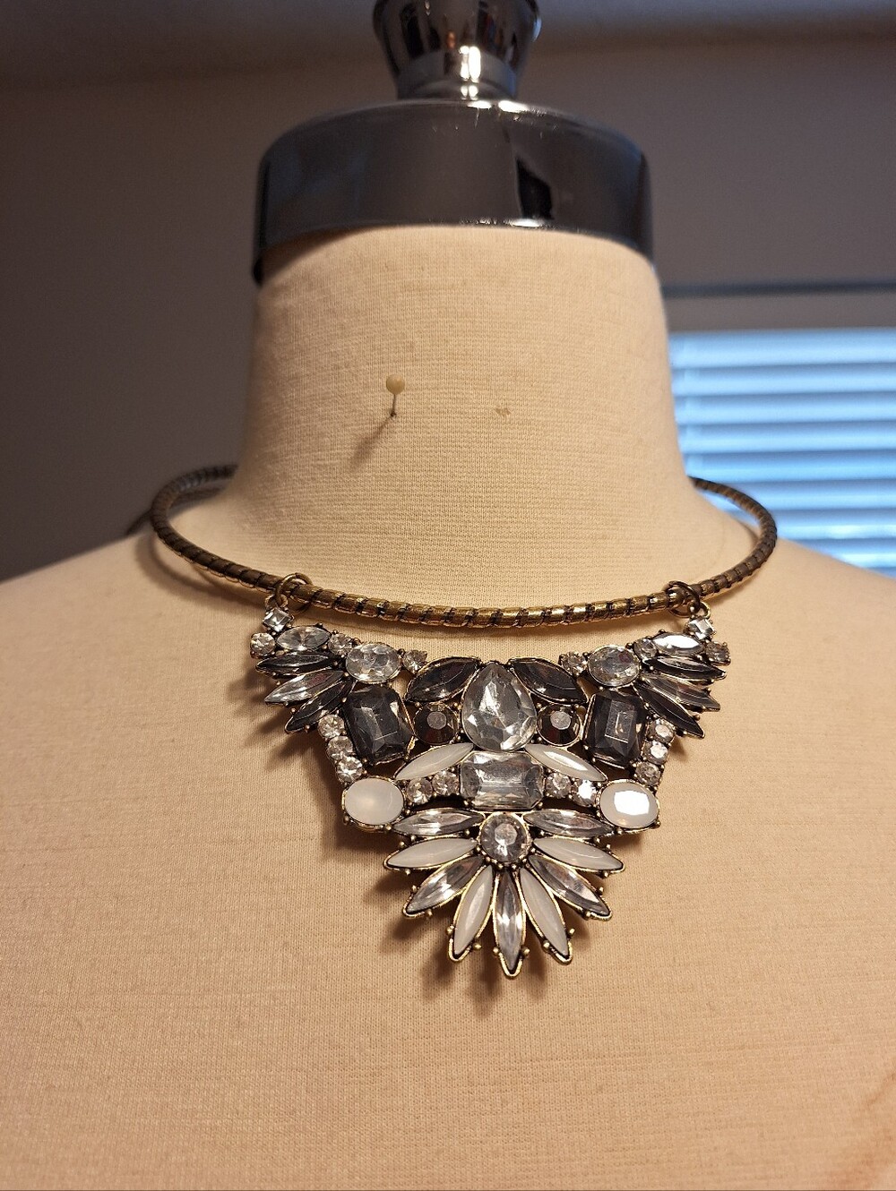 Diamond Statement Drop Chocker necklace